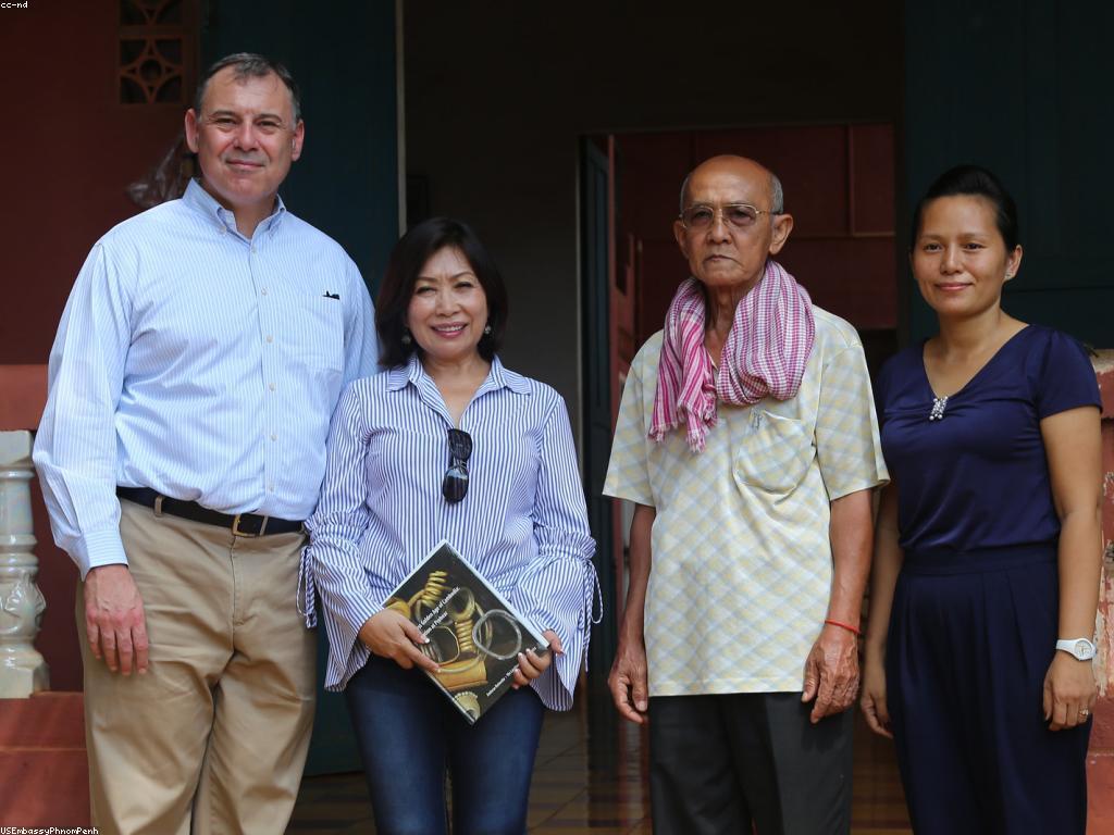 ការវិភ析កម្មវិធីដែលមានស្នាដៃ​ដឹកនាំ